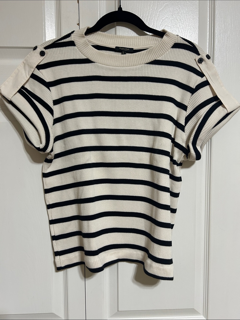 Massimo Dutti Cream and Black Striped Short-Sleeve Knit Top